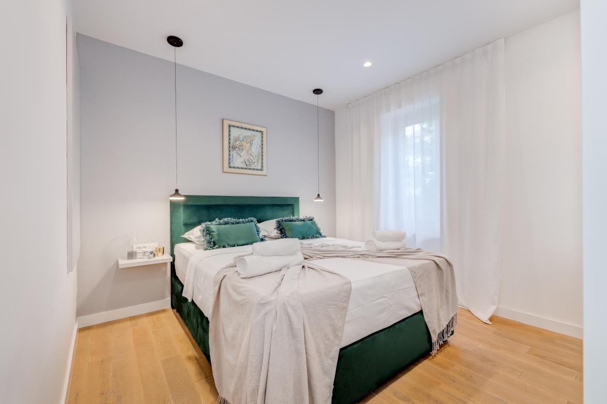 Top Location! Spacious Lux Apartment -5 Min From Beach & Centre Split Luaran gambar