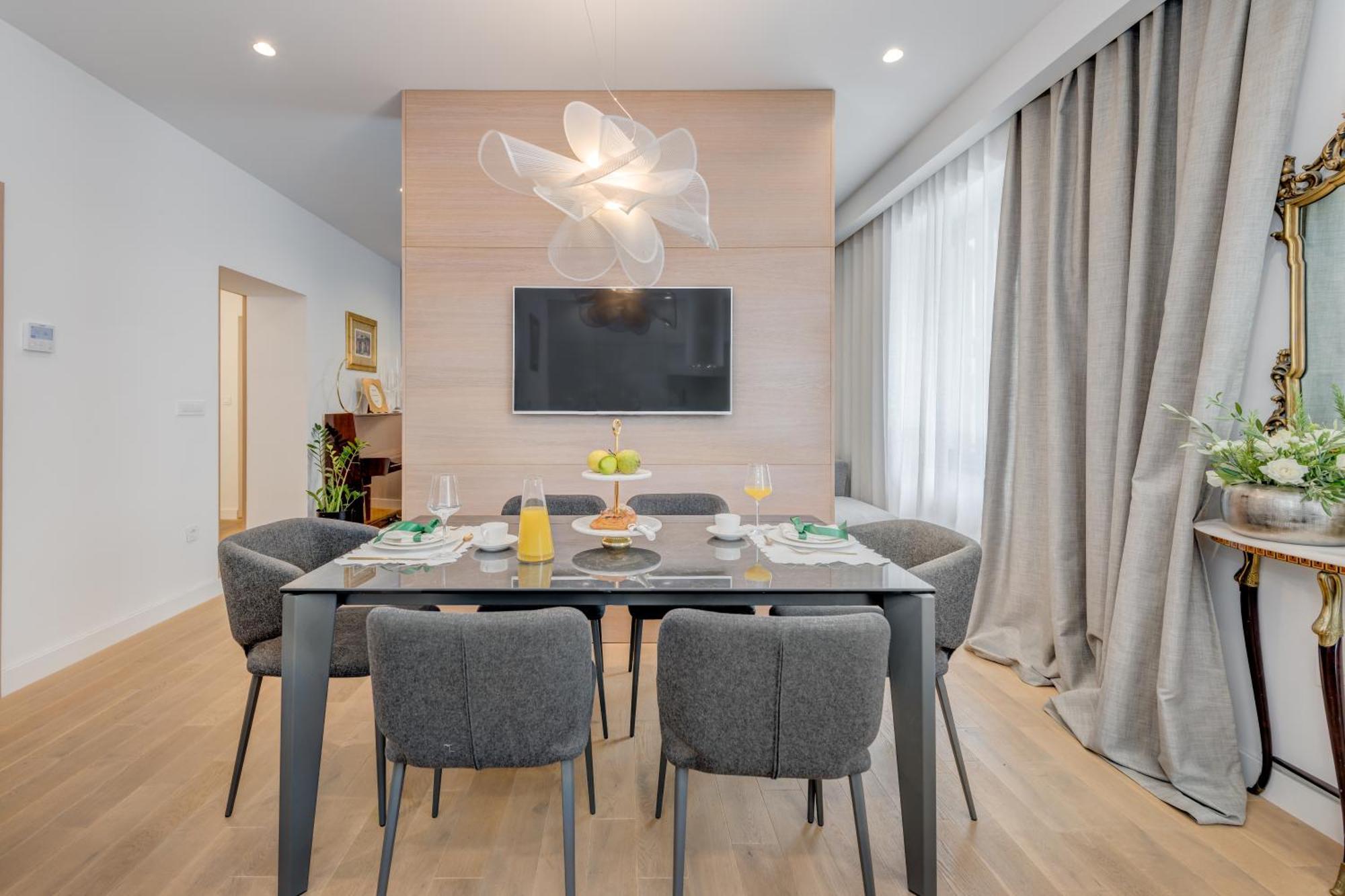 Top Location! Spacious Lux Apartment -5 Min From Beach & Centre Split Luaran gambar